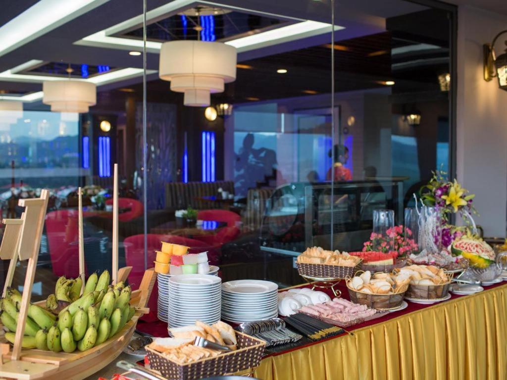 Tuyen Quang Royal Palace Hotel מראה חיצוני תמונה