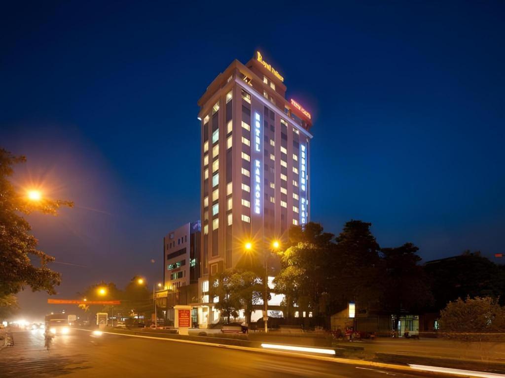 Tuyen Quang Royal Palace Hotel מראה חיצוני תמונה