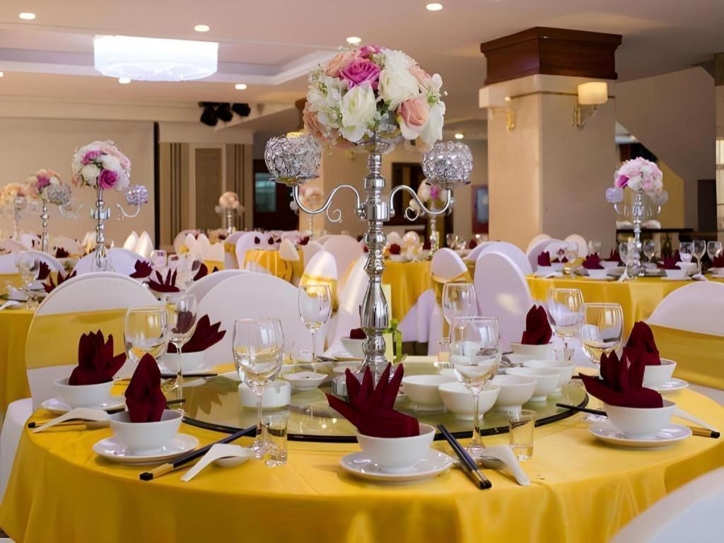 Tuyen Quang Royal Palace Hotel מראה חיצוני תמונה