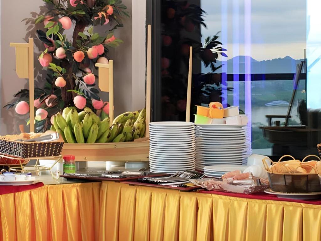 Tuyen Quang Royal Palace Hotel מראה חיצוני תמונה