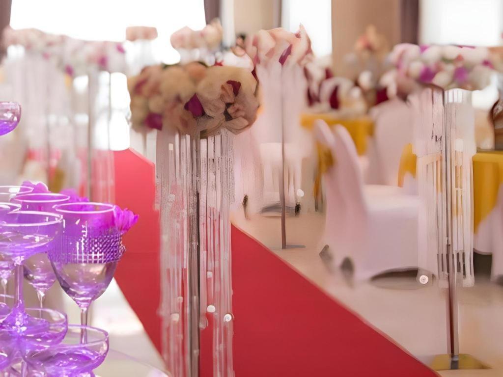 Tuyen Quang Royal Palace Hotel מראה חיצוני תמונה