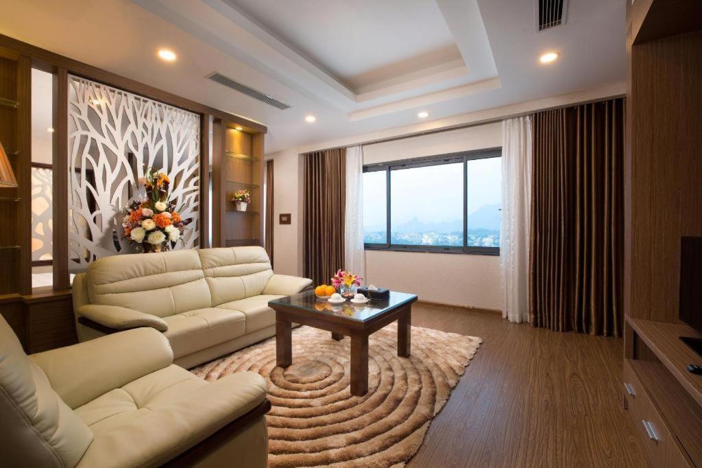 Tuyen Quang Royal Palace Hotel מראה חיצוני תמונה